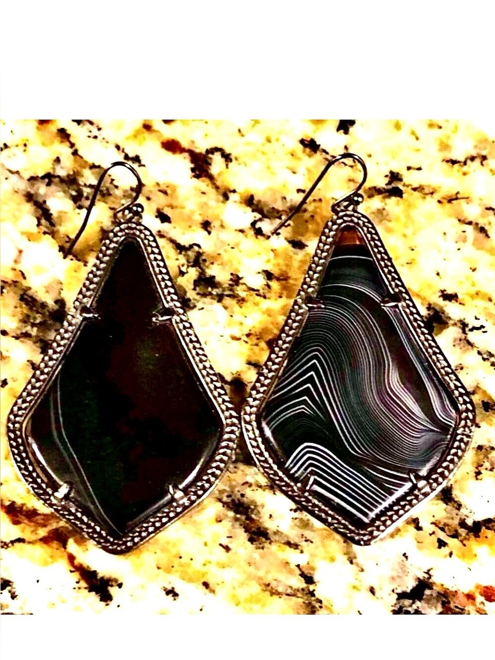 KENDRA SCOTT Alexandra Black Agate Arabesque Drop Earrings 2” Gunmetal Frame
